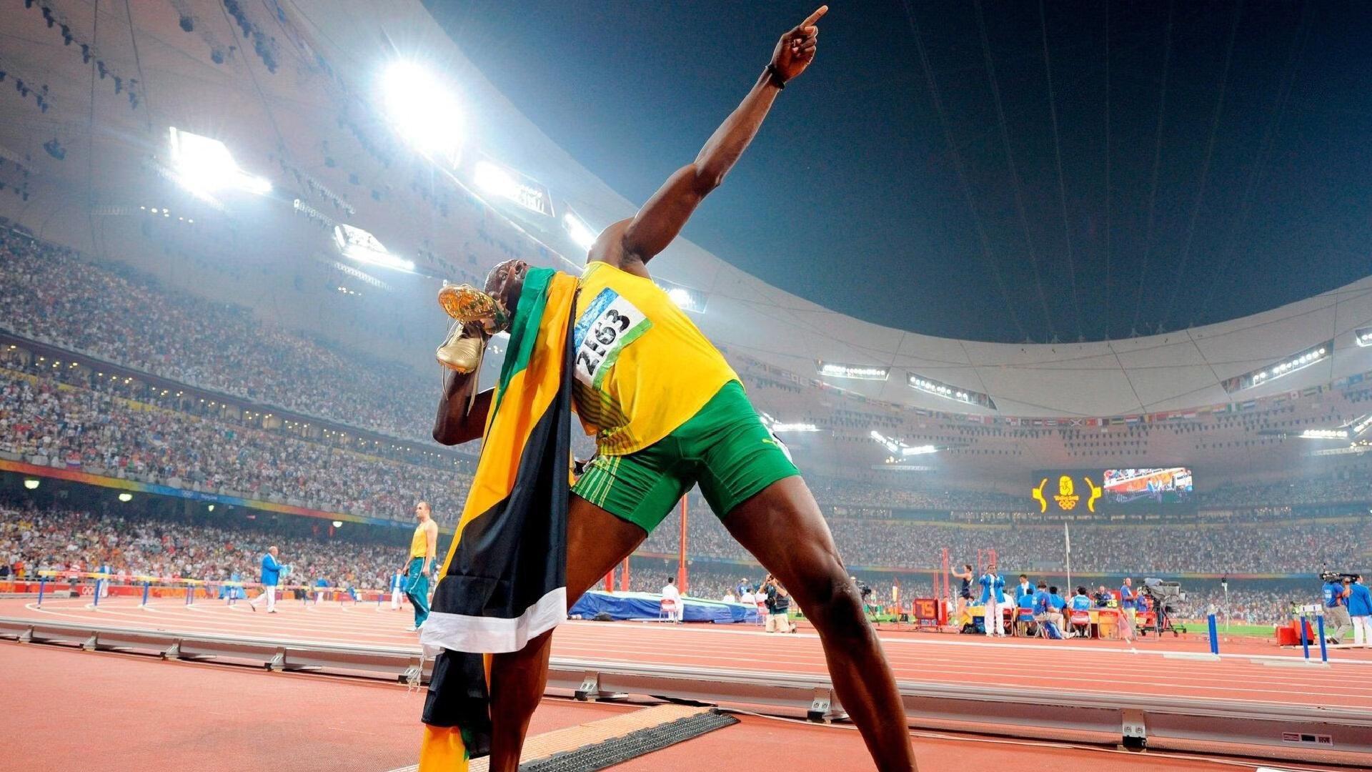 NBA季后赛巅峰对决，抢七大战惊心动魄，新星闪耀助队晋级